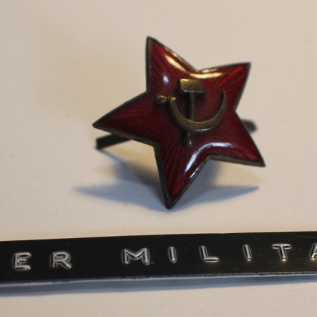 Russian Star - Two Piece - Enamel Pattern 1936