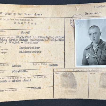 WW2 German Ost Worker Card - Ukrainian ran away never found - Sent to Braunau am Inn Hitlers Birthplace (Sold)