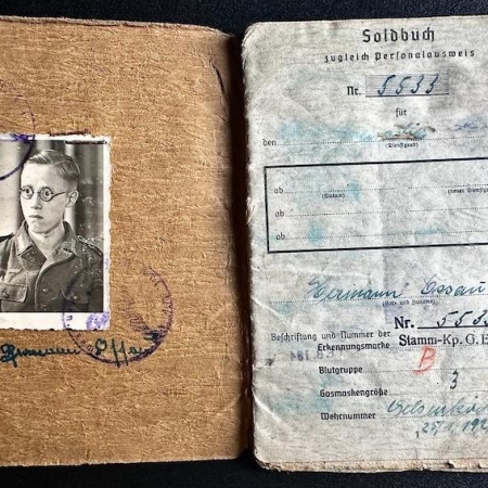 WWII German Soldbuch - Gefr Ossau - Killed in Action March 1945 - With EKM - Killed by US Troops (On Layaway)