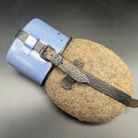 WWII German Army Water Bottle and Cup - BLUE -  Oskar Schindler’s company, « Deutsche Emailwarenfabrik » Rare (Sold)