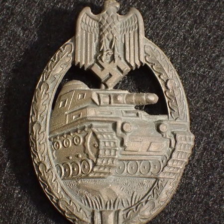 WWII German Wehrmacht / Waffen SS - Panzer Badge in Bronze - Unmarked - Original