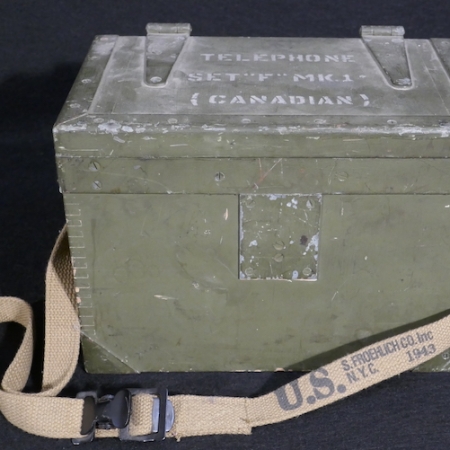 WWII Canadian Army - Telephone Set F MK.1 - 1943/1944 - Original