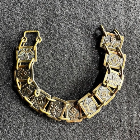WWII German NSDAP Political Leaders Gorget Chain - RZM 1/17 - Original
