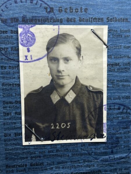 WWII German Soldbuch - FJ Egon Steinhagen - Regiment Kratzert - Battle of Berlin 1945 - Rare