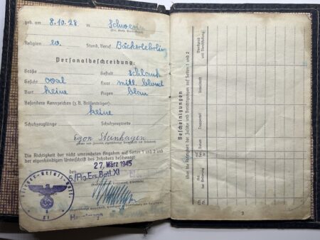 WWII German Soldbuch - FJ Egon Steinhagen - Regiment Kratzert - Battle of Berlin 1945 - Rare - Image 6