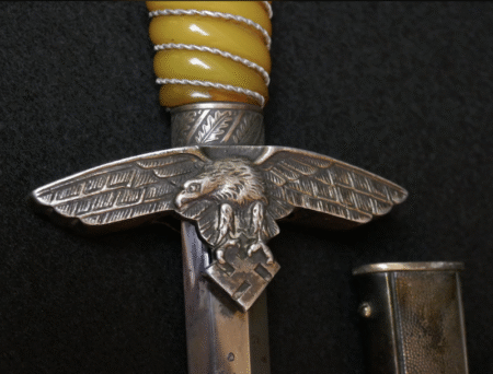 Original WWII German Luftwaffe Officers 2nd Model Dagger made by Ernst Pack & Söhne of Solingen - Image 5