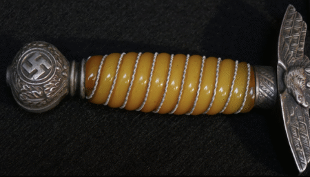 Original WWII German Luftwaffe Officers 2nd Model Dagger made by Ernst Pack & Söhne of Solingen - Image 6