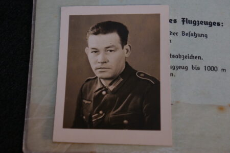 Original WWII German Soldiers Shooting Record Books and Photograph - Schießbuch - MG Gunner - Grenadier- (Feldausbildung) Regiment 718 - Image 18