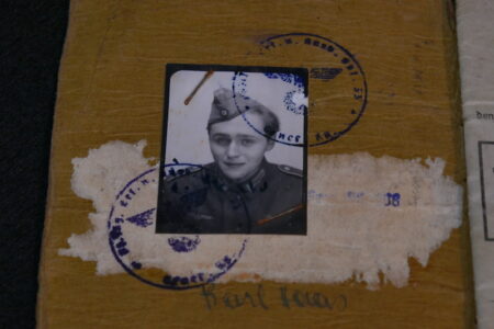 Original WWII German Army Soldbuch - Obergefreiter Karl Haas - 353 Infanterie Division - Siegfried Line - POW - EK2 - West Front