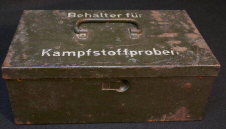 Original WWII German Army Wehrmacht Box for - Behälter für Kampfstoffproben -Chemical warfare samples - Rare - Image 3