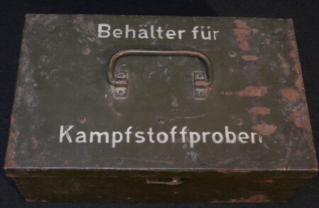 Original WWII German Army Wehrmacht Box for - Behälter für Kampfstoffproben -Chemical warfare samples - Rare