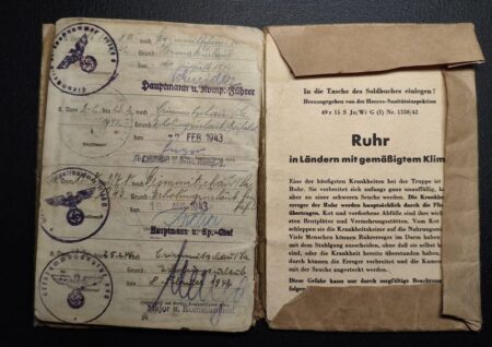 Original WWII German Soldbuch Grouping & EKM- Obgefr Albert Kahut - Captured in Normandy 1944 - POW in Cherbourg - Letter Translated - Rare - Image 28