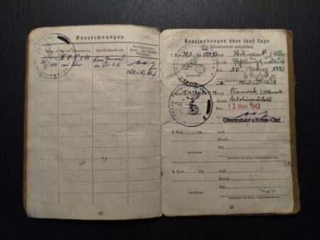 Original WWII German Wehrmacht Soldbuch - Obergefr Riechmann - Festung Lorient - Festung Lorient -  Bataillon Böck - RARE! - Image 16