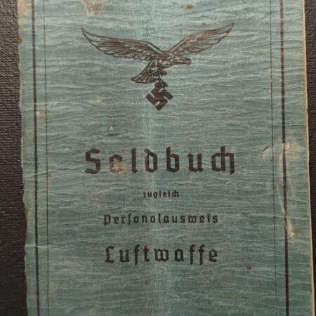 Original WWII German Luftwaffe Soldbuch - Kanonier Heinrich Helmecke - Flak-Ersatz-Abteilung 12 - Berlin 1945