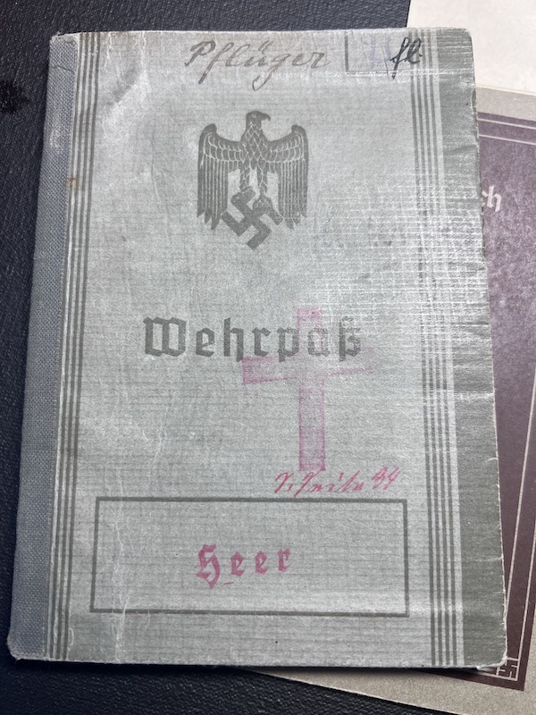 WWII German Wehrmacht Wehrpass KIA Grouping -Oberfeldwebel Pflüger - Saar Offensive 1939 Action Report - IR81 WIA France 1940 - Black Wounds Badge Certificate Le Hamal (Rare version!) Streifendienst - Grenadier Regiment Lublin - Image 4