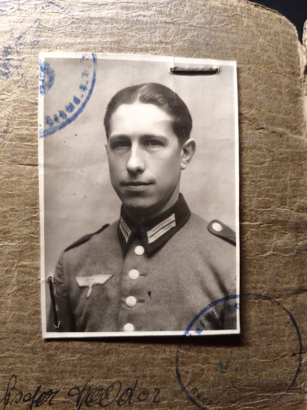 WWII Wehrmacht Soldbuch - Gefreiter Theodor Fischer - Grenzwach Regiment 46 - Siege of the Belgian Fortress Aubin-Neufchâteau 1940 ! - Image 2