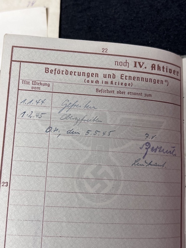 Original WWII German Wehrmacht Wehrpass & Traditions Badge Grouping - Obgefr Reinhold Zschau - Panzer-Aufklärungs-Abteilung 1 - 1 Panzer Division - Iron Cross Certificate - RARE! - Image 10